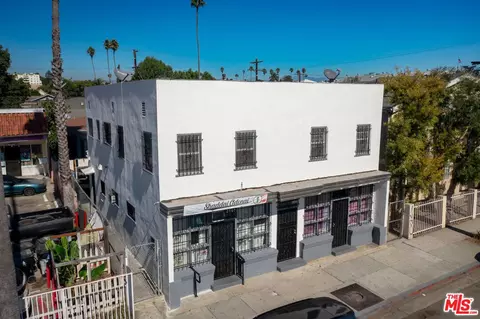 2705 W Jefferson Blvd, Los Angeles, CA 90018