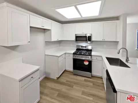 300 Evergreen Dr, Brea, CA 92821 photo 6