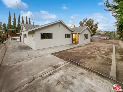 300 Evergreen Dr, Brea, CA 92821 photo 8