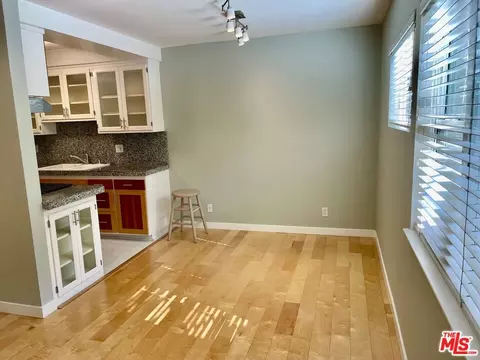 629 Idaho Ave #4, Santa Monica, CA 90403