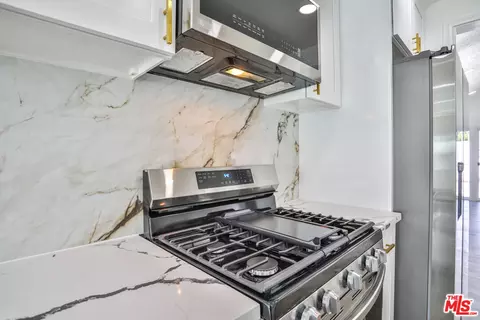 Kitchen - 737 W 145th St, Gardena, CA 90247 photo 3 of 7