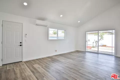 Living - 737 W 145th St, Gardena, CA 90247 photo 3 of 5
