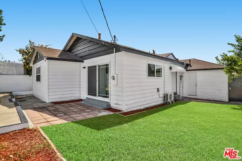 Exterior - 737 W 145th St, Gardena, CA 90247 photo 2 of 5