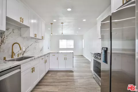 Entry Way - 737 W 145th St, Gardena, CA 90247 photo 1 of 2