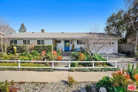 1400 Longworth Dr, Los Angeles, CA 90049
