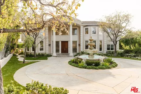 2245 Weybridge Ln, Los Angeles, CA 90077