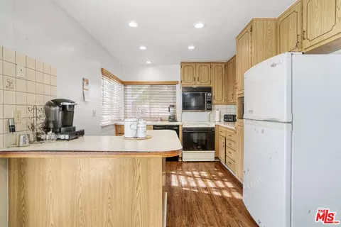 806 E Kildare St, Lancaster, CA 93535 photo 17