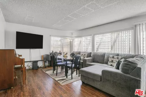 806 E Kildare St, Lancaster, CA 93535 photo 15