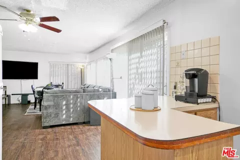 806 E Kildare St, Lancaster, CA 93535 photo 12