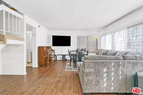 806 E Kildare St, Lancaster, CA 93535 photo 11