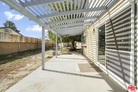 806 E Kildare St, Lancaster, CA 93535 photo 30