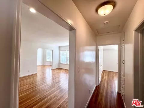 708 N Frederic St, Burbank, CA 91505 photo 15