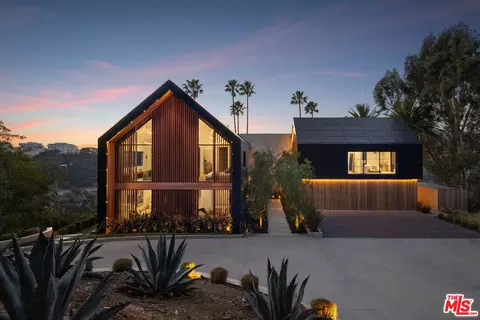 879 Linda Flora Dr, Los Angeles, CA 90049