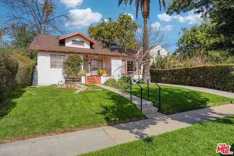 1061 Bell St, Pasadena, CA 91104 photo 1