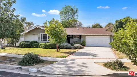 9639 Kessler Ave, Chatsworth, CA 91311