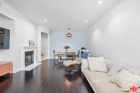 5625 Crescent Park #406, Playa Vista, CA 90094