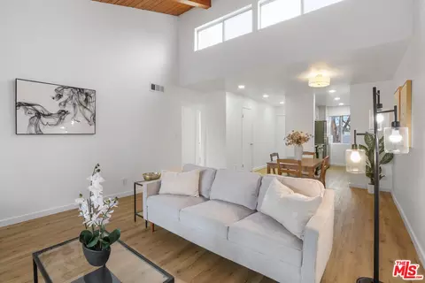 20134 Leadwell St #331, Winnetka, CA 91306