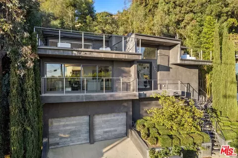 1507 Tower Grove Dr, Beverly Hills, CA 90210