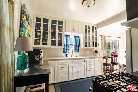 1406 E Appleton St, Long Beach, CA 90802 photo 16