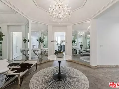 10106 Empyrean Way #302, Los Angeles, CA 90067
