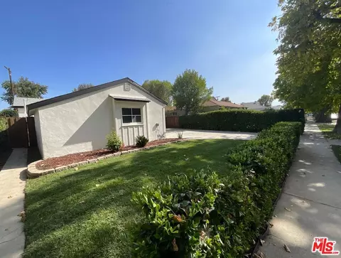 Exterior - 6906 Balcom Ave, Reseda, CA 91335 photo 4 of 4