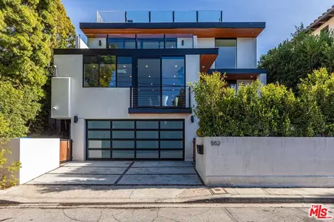 552 Stassi Ln, Santa Monica, CA 90402