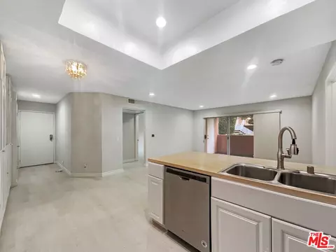 12601 Van Nuys Blvd #110, Pacoima, CA 91331 photo 14