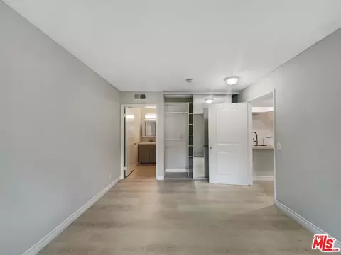 12601 Van Nuys Blvd #110, Pacoima, CA 91331 photo 17