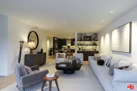 1100 Alta Loma Rd #1202, West Hollywood, CA 90069