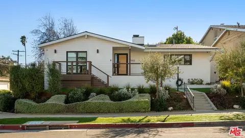 7502 W 89th St, Los Angeles, CA 90045
