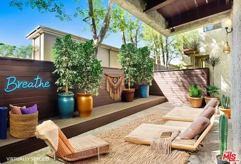 1979 Grace Ave #6, Los Angeles, CA 90068