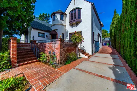 12409 Helena St, Los Angeles, CA 90049