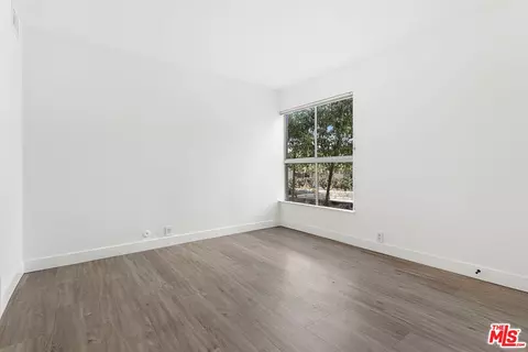 190 Arroyo Ter #104, Pasadena, CA 91103 photo 26