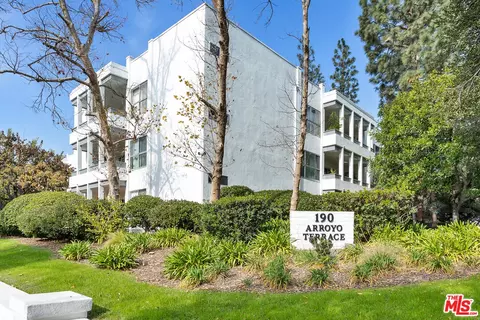 190 Arroyo Ter #104, Pasadena, CA 91103 photo 2