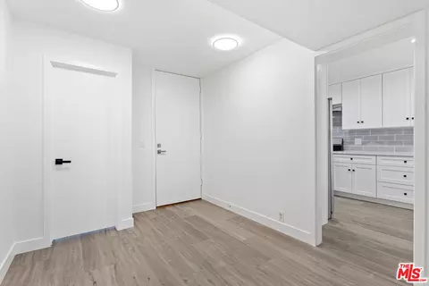 190 Arroyo Ter #104, Pasadena, CA 91103 photo 20