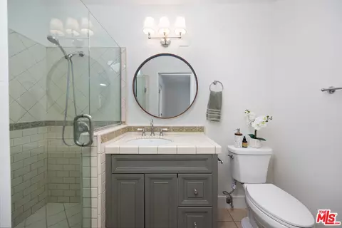 Bath - 6543 Newcastle Ave, Reseda, CA 91335 photo 2 of 3