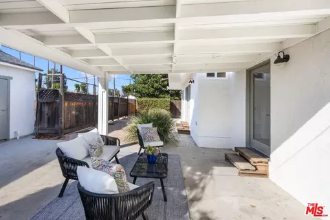 Exterior - 6543 Newcastle Ave, Reseda, CA 91335 photo 6 of 11
