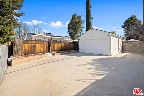 Exterior - 6543 Newcastle Ave, Reseda, CA 91335 photo 9 of 11