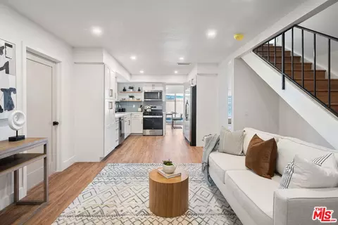 Entry Way - 855 E Denwall Dr, Carson, CA 90746 photo 4 of 4