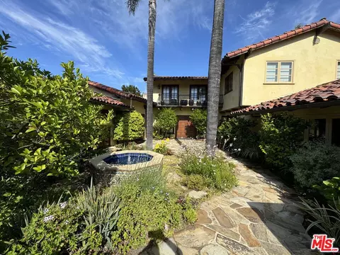 1632 Bel Air Rd, Los Angeles, CA 90077