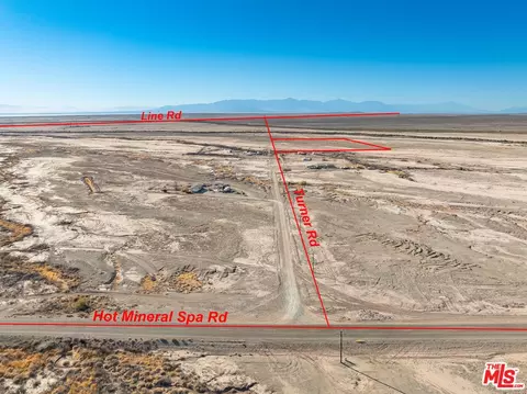 10305 Turner Rd, Niland, CA 92257