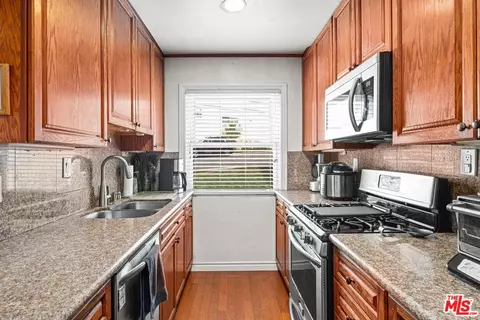 1306 Carmelita Ave, Redondo Beach, CA 90278