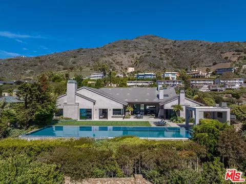 11902 Ellice St, Malibu, CA 90265 photo 1