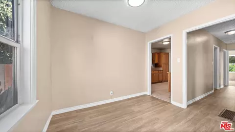 412 S Kemp Ave, Compton, CA 90220 photo 10