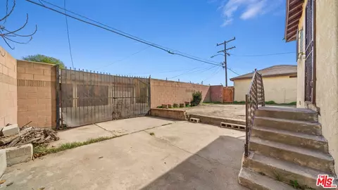 412 S Kemp Ave, Compton, CA 90220 photo 39