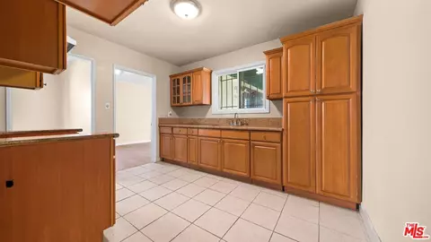412 S Kemp Ave, Compton, CA 90220 photo 14