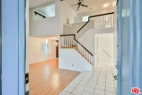 768 Aileen St, Camarillo, CA 93010 photo 2