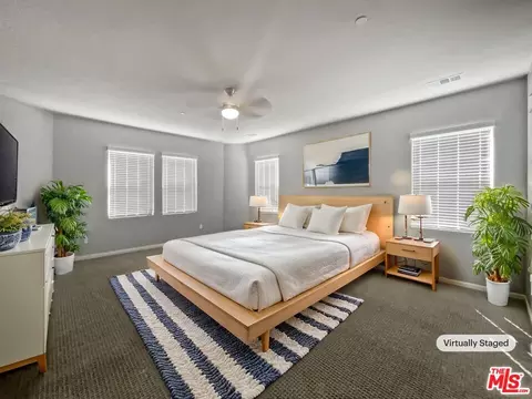 458 Almond Ln, Simi Valley, CA 93065 photo 4