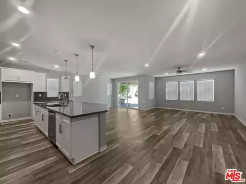 458 Almond Ln, Simi Valley, CA 93065 photo 16