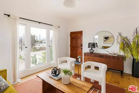 119 Rosemont Ave #1/4, Los Angeles, CA 90026